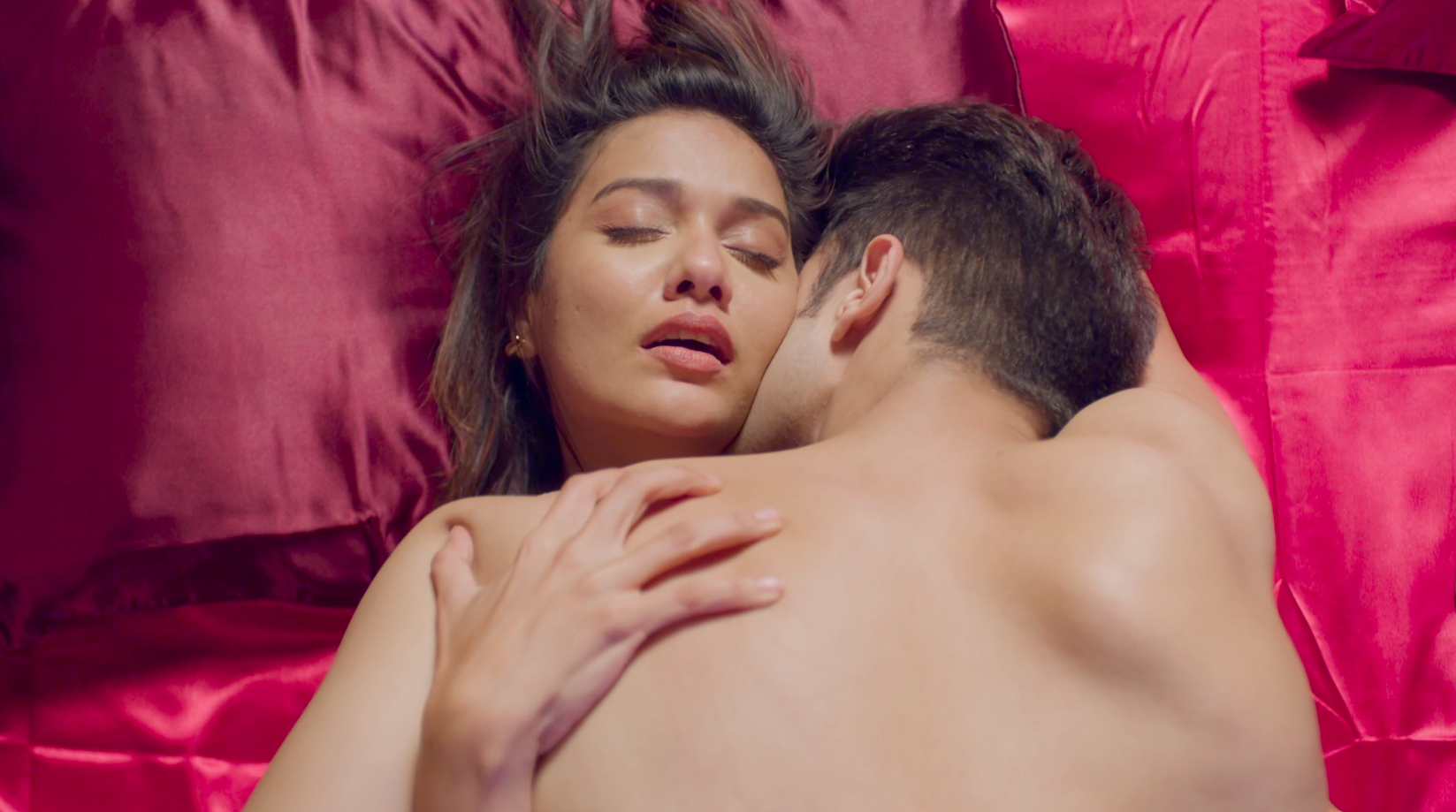 Fᴜʜ ꜱᴇ ꜰᴀɴᴛᴀꜱʏ 2023 S02 Ep03 Hindi Hot Web Series