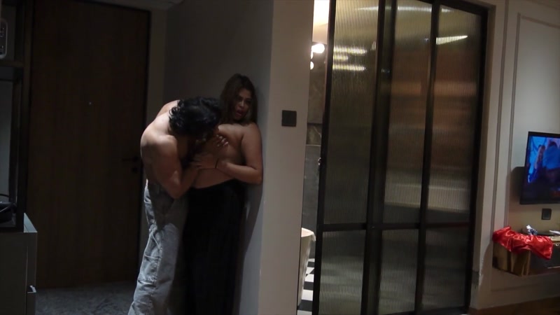 Preeti Puneet Threesome 2025 Hindi Hot Video